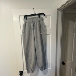 Nike Women’s High waist sweatpants